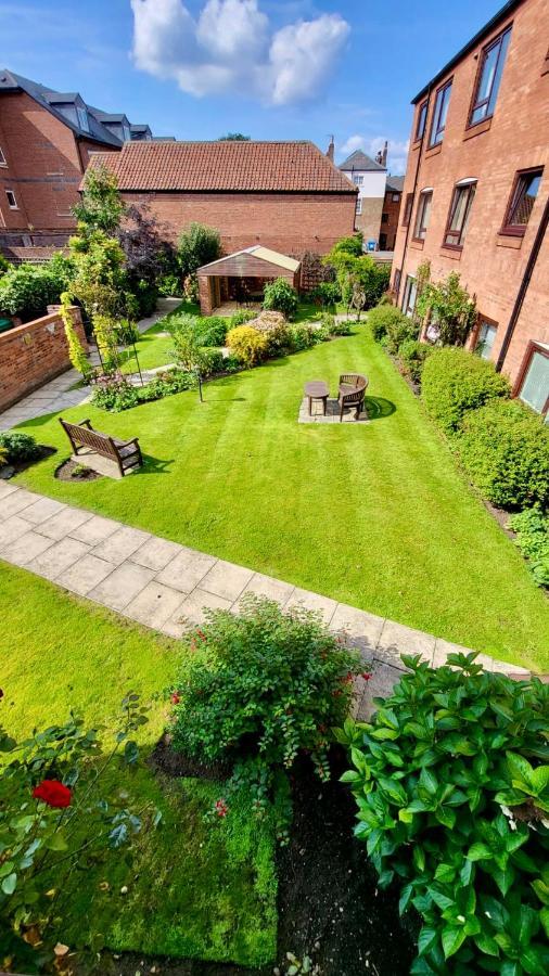 Cloisters Walk Apartment York